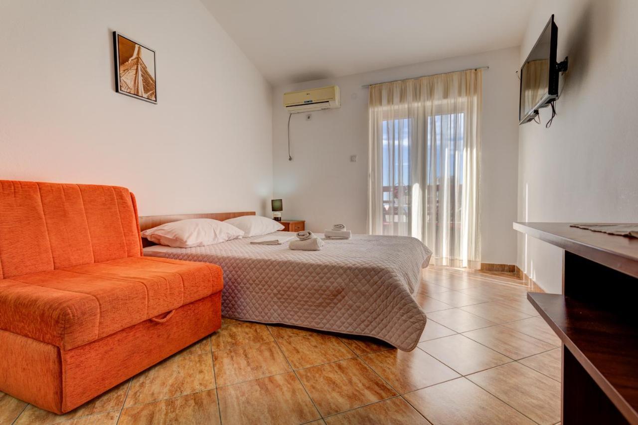 Villa Savovic Petrovac Εξωτερικό φωτογραφία