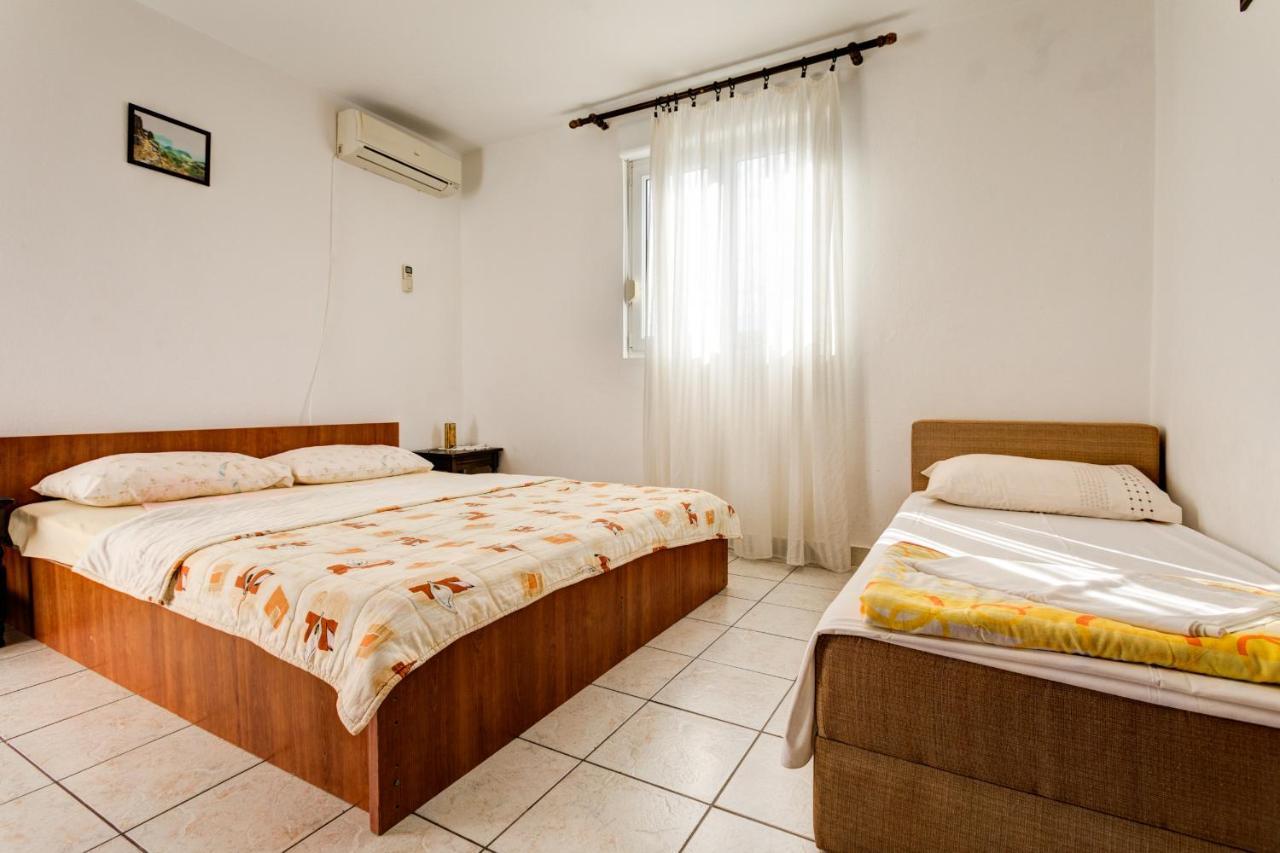 Villa Savovic Petrovac Εξωτερικό φωτογραφία