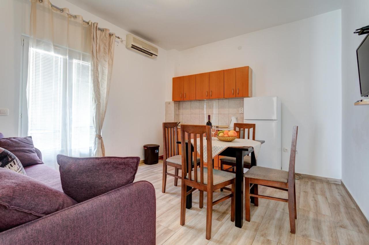 Villa Savovic Petrovac Εξωτερικό φωτογραφία