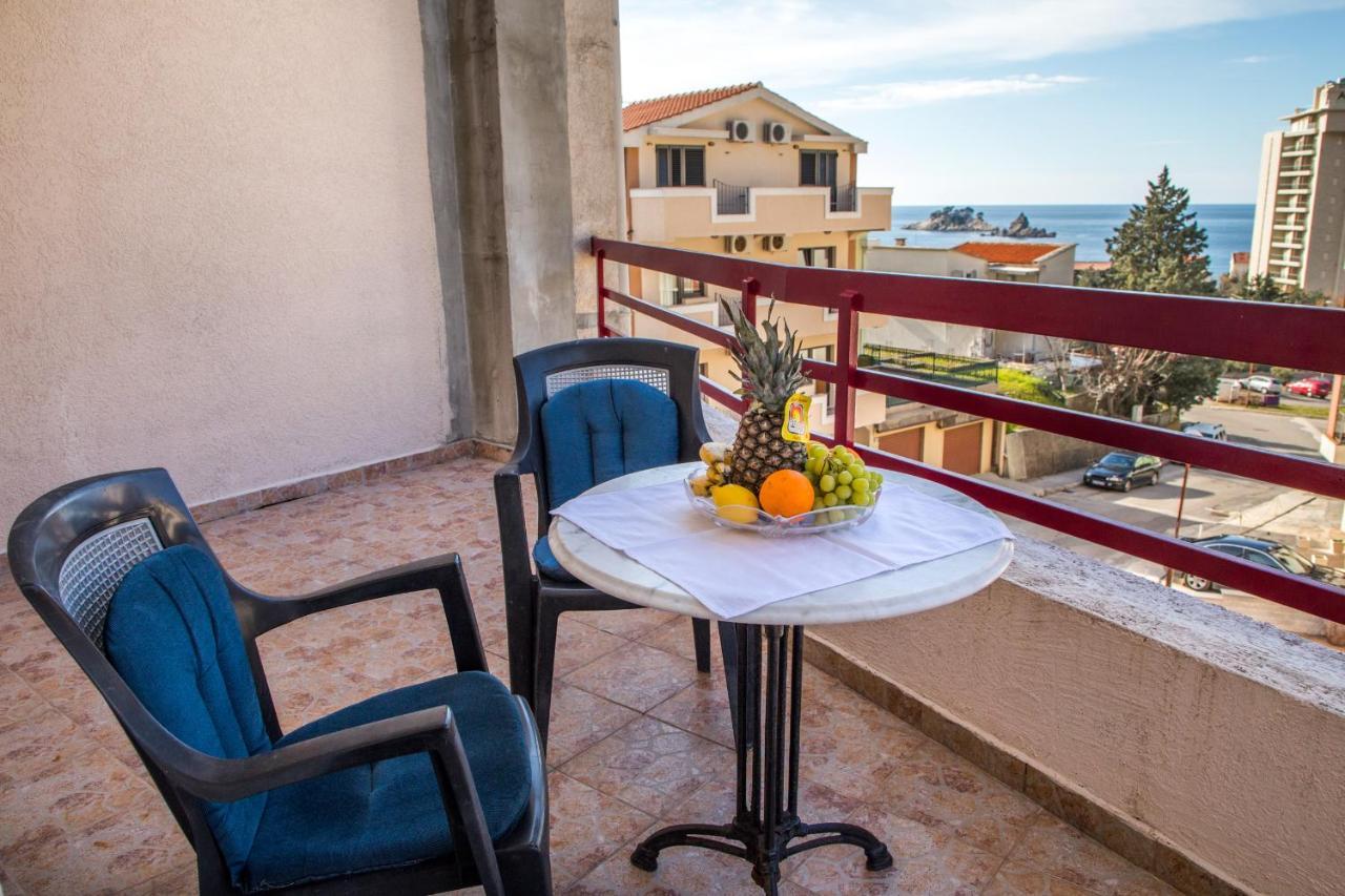 Villa Savovic Petrovac Εξωτερικό φωτογραφία