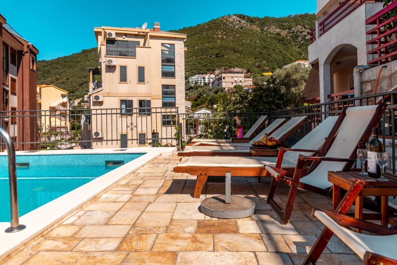 Villa Savovic Petrovac Εξωτερικό φωτογραφία
