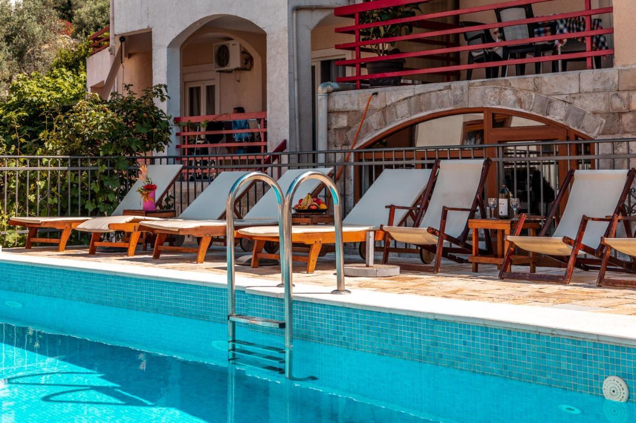Villa Savovic Petrovac Εξωτερικό φωτογραφία