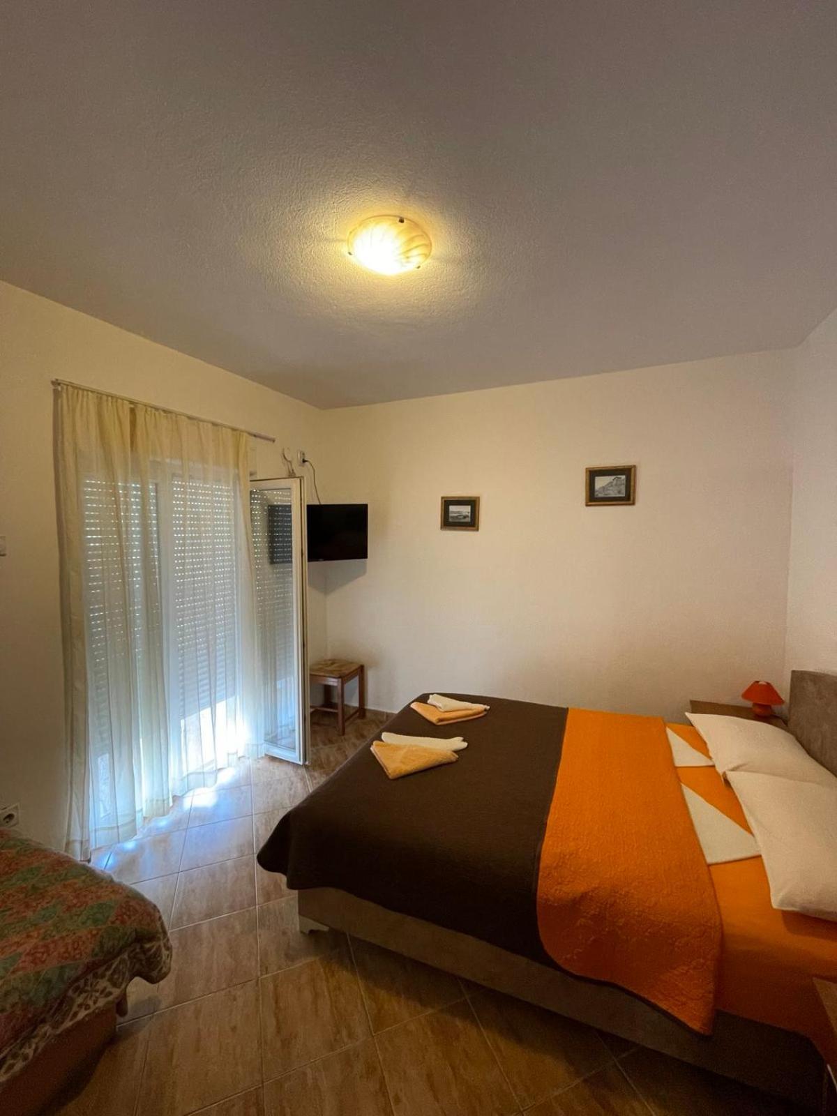 Villa Savovic Petrovac Εξωτερικό φωτογραφία